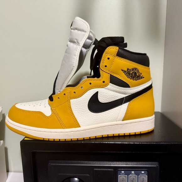 Nike Yellow and Black High-Top Sneakers - Picture 3 of 3